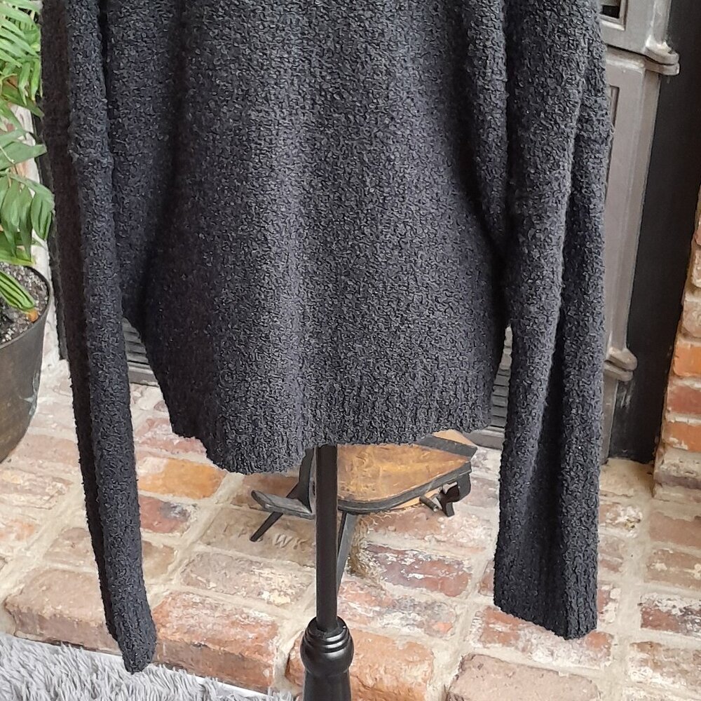 NWT FREE PEOPLE Black Sweater - Picture 3 of 6